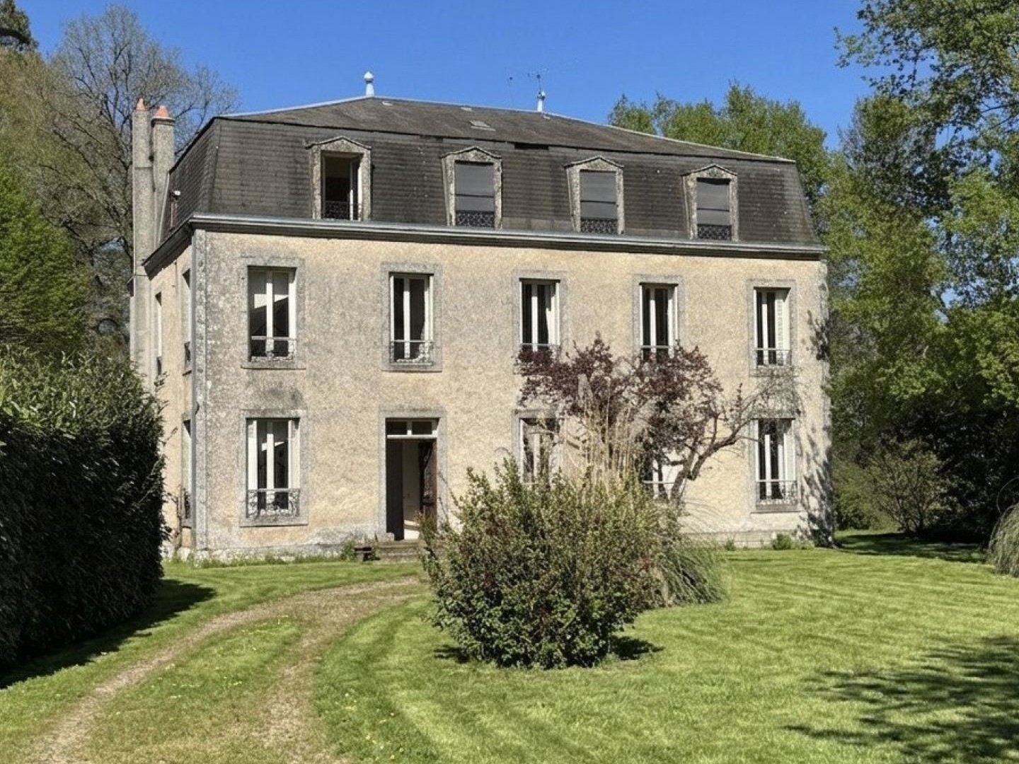 Maison de maître , de caractère - Ses dépendances & son parc - Rare sur le secteur
