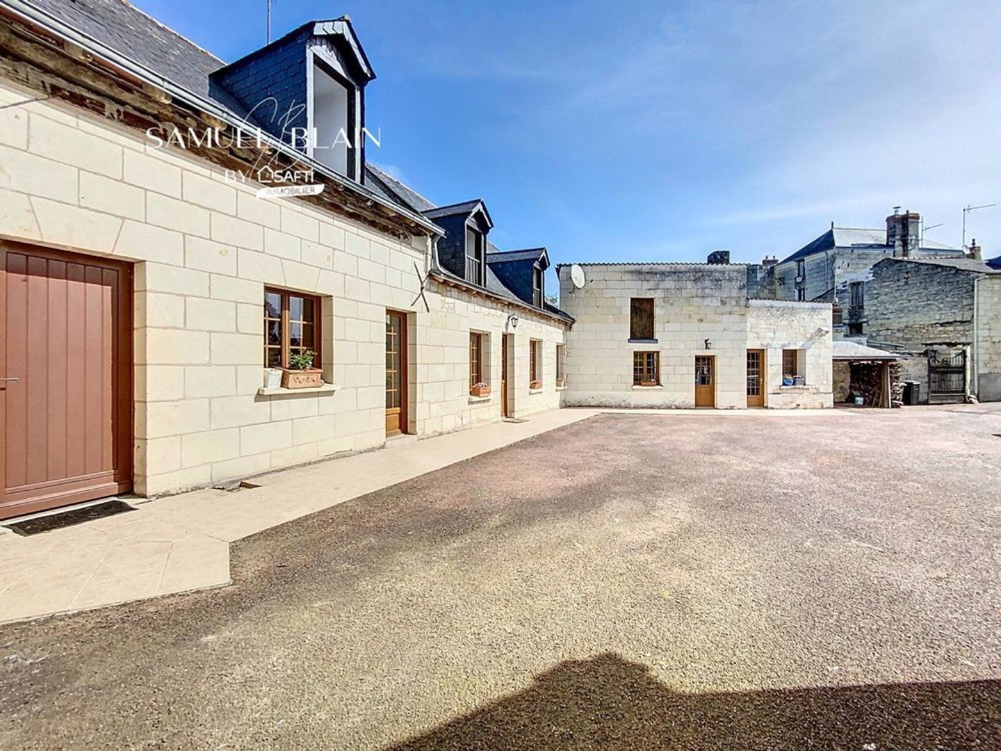 Maison à vendre - 9 pièces - 170m2 - Saumur (49400)