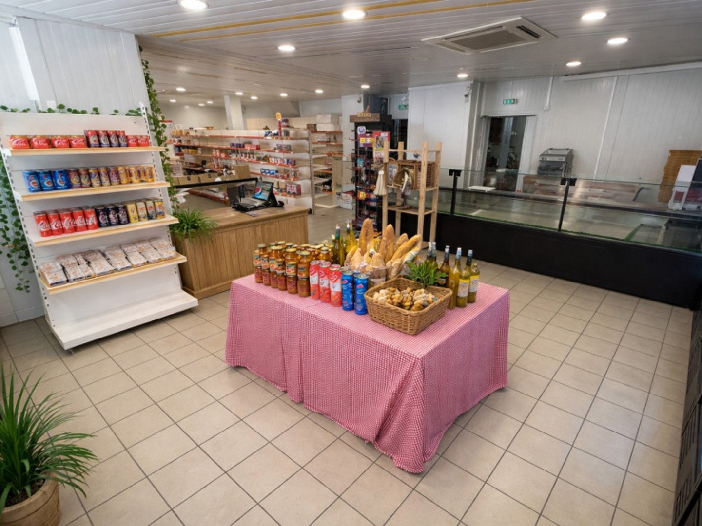 Local commercial 120 m²