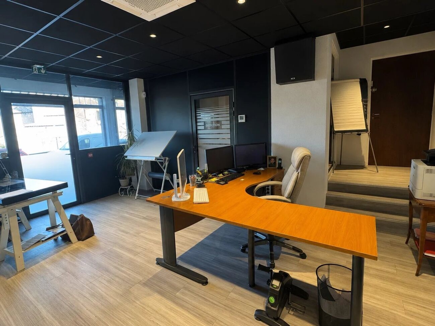 Commerce 4 pièces 102 m²