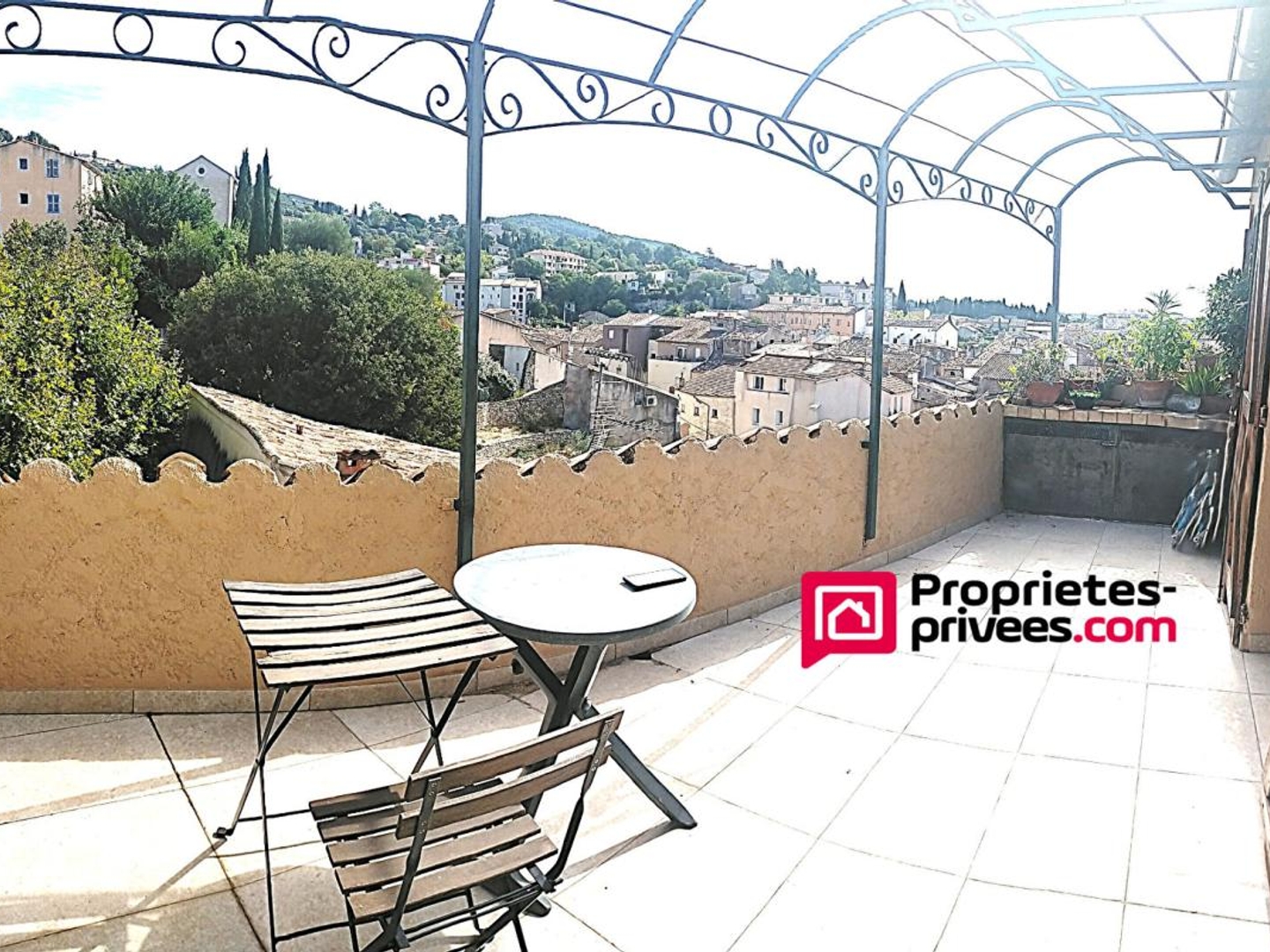 Appartement à vendre - 4 pièces - 99m2 - Draguignan (83300)