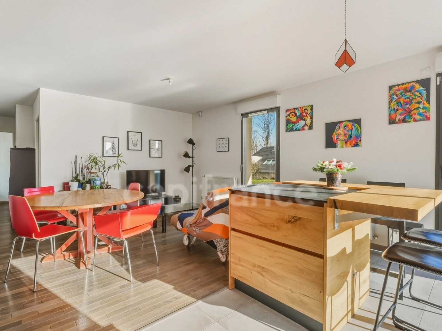 Appartement à vendre - 4 pièces - 77m2 - Divonne-Les-Bains (01220)