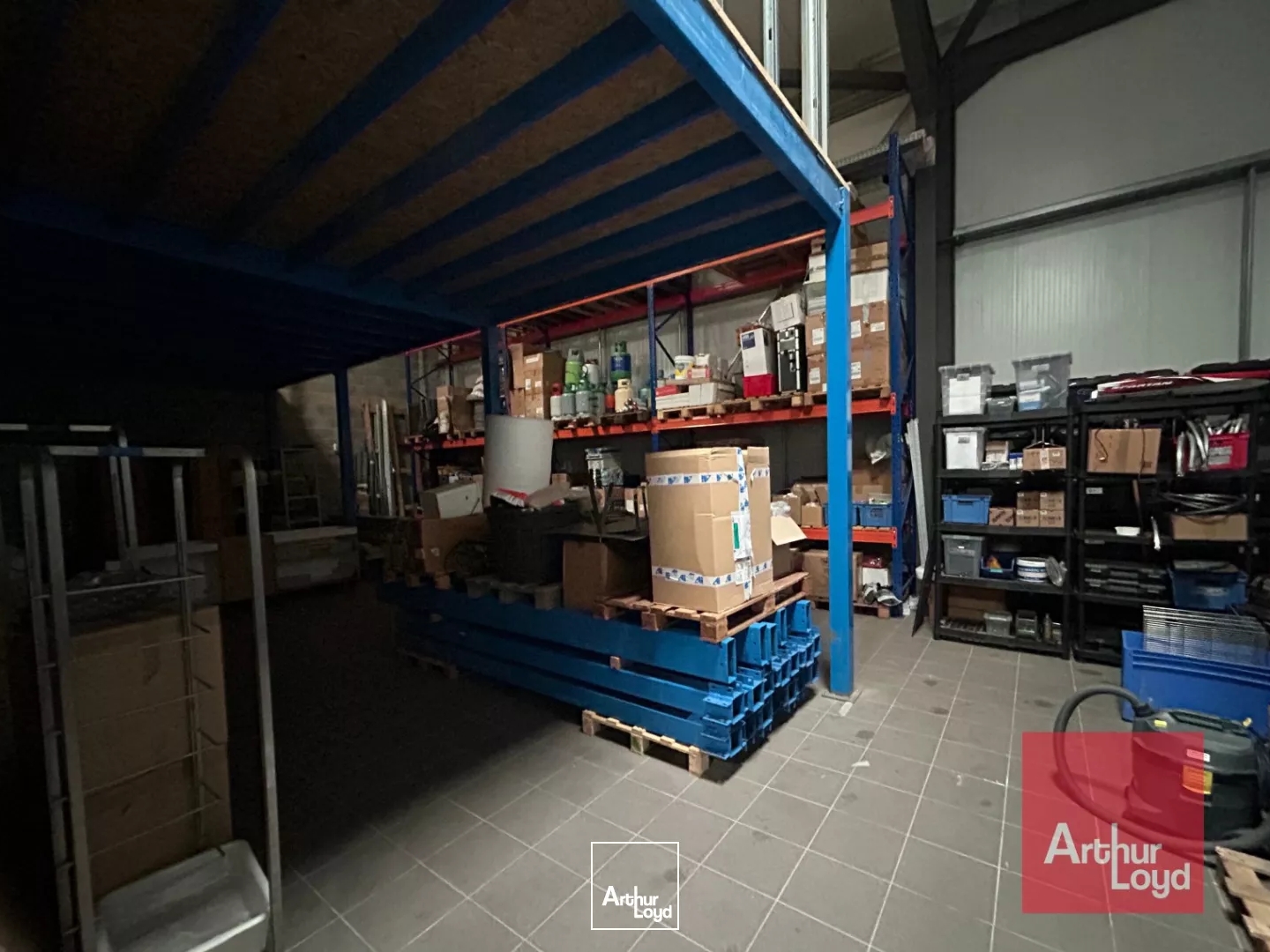 Locaux à vendre - 338m2 - Narbonne (11100)