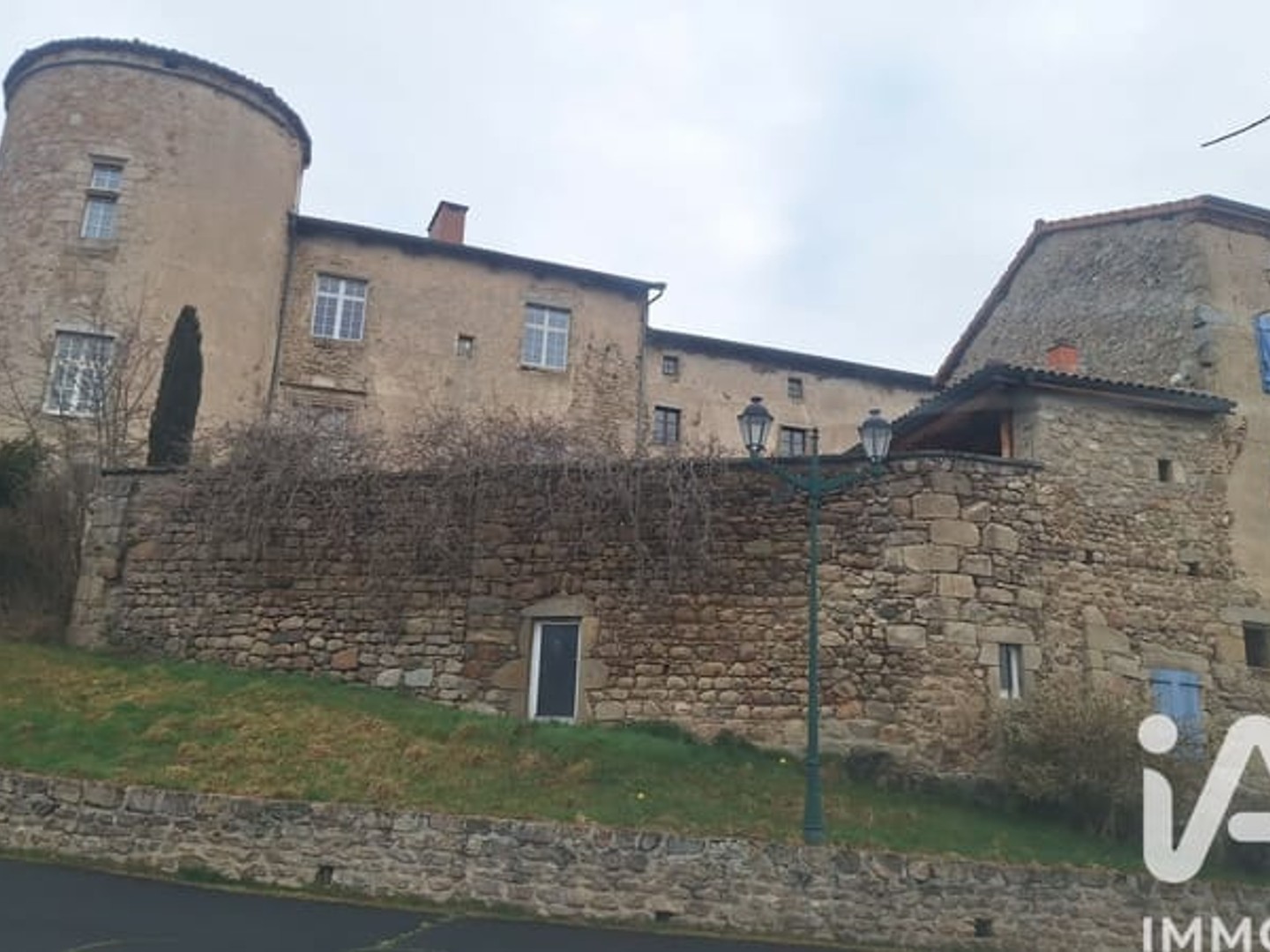 Maison avec appartements 751 m²