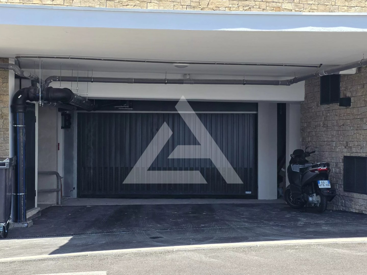 Parking / garage / box à vendre - Cap-D'ail (06320)