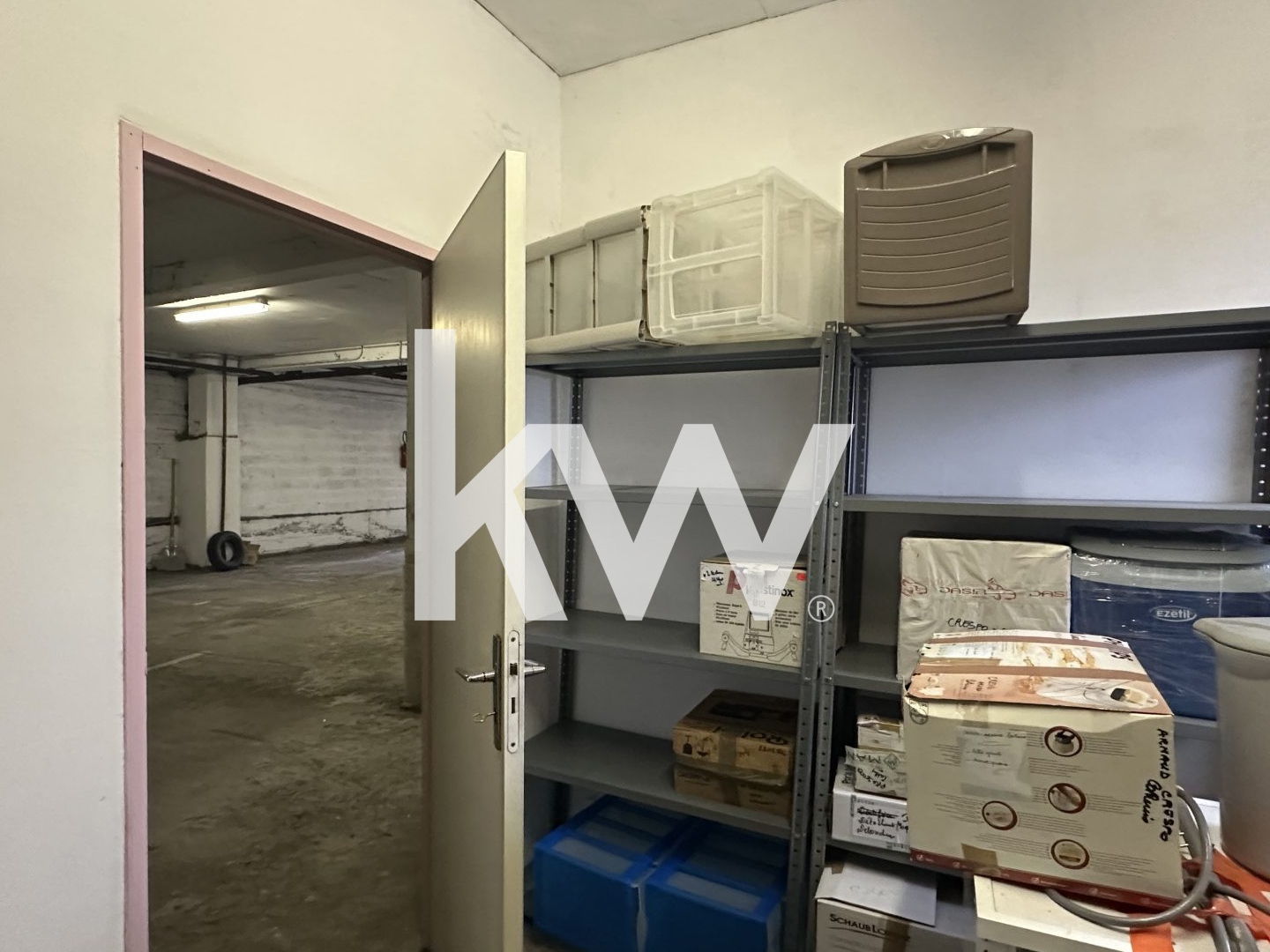 Parking / garage / box à vendre - 116m2 - Saint-Étienne (42000)