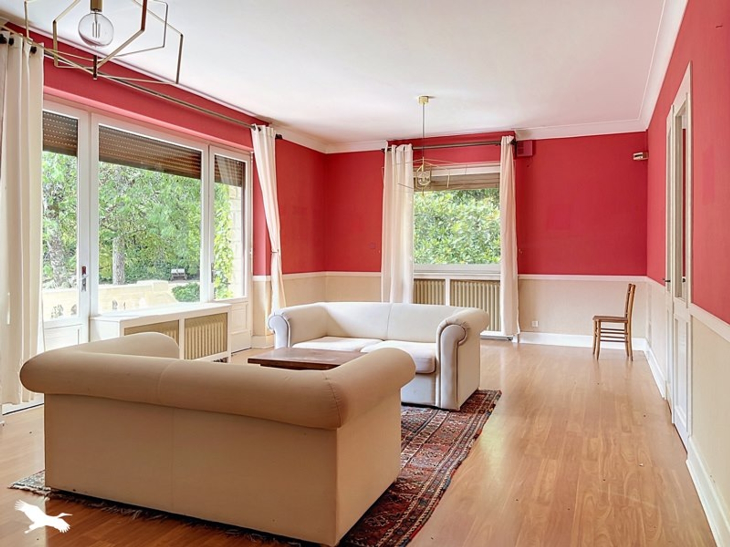 Maison à vendre - 11 pièces - 245m2 - Nersac (16440)