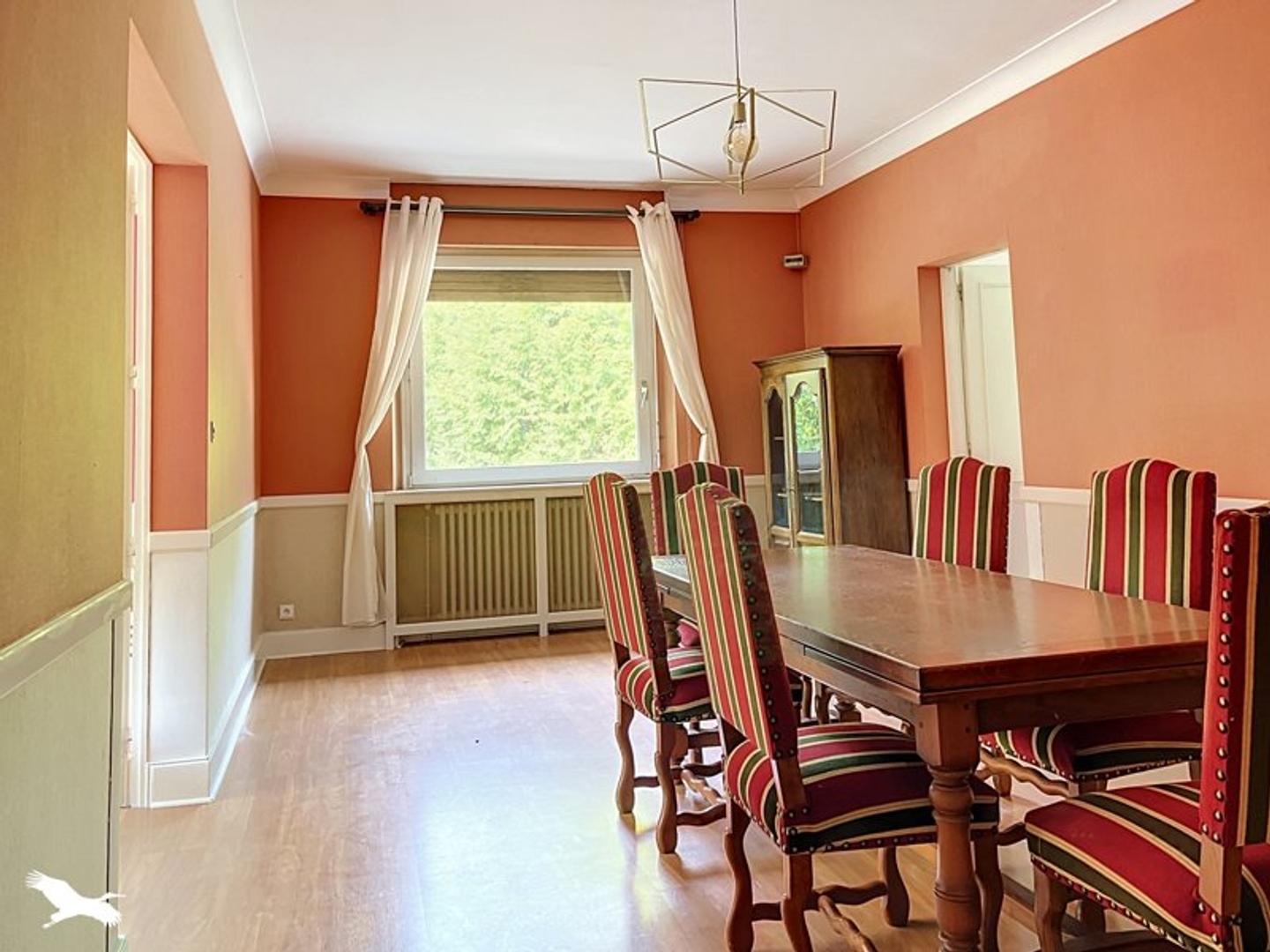 Maison à vendre - 11 pièces - 245m2 - Nersac (16440)