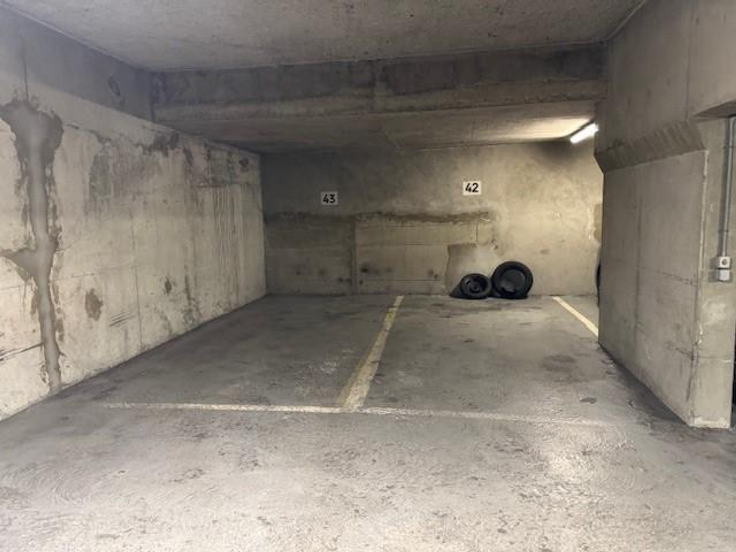 Parking / garage / box à vendre - 25m2 - Neuilly-Sur-Seine (92200)