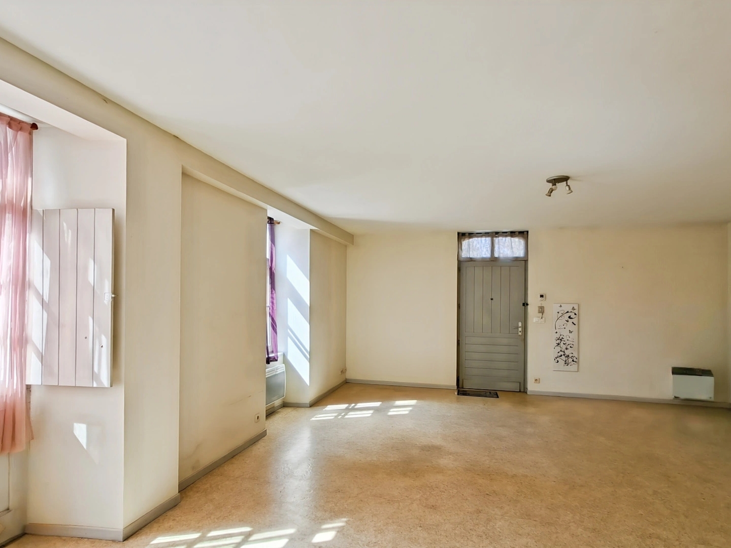 Appartement à vendre - 4 pièces - 70m2 - Sauveterre-De-Béarn (64390)
