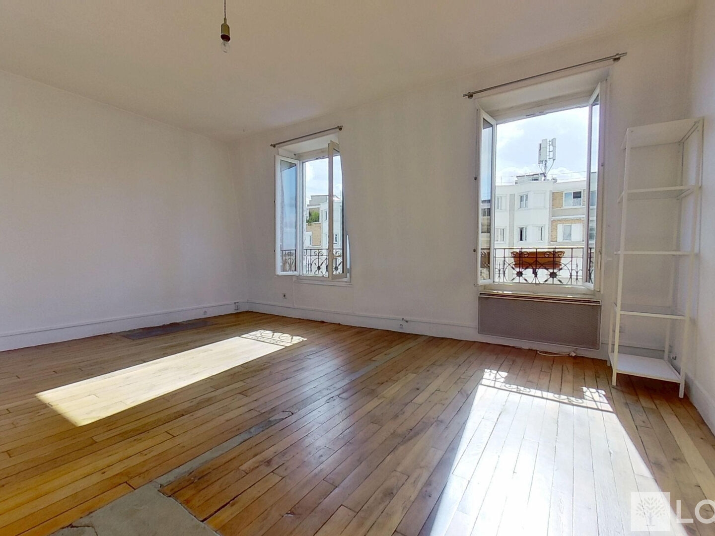 Appartement à vendre - 2 pièces - 44m2 - Paris 18e (75018)