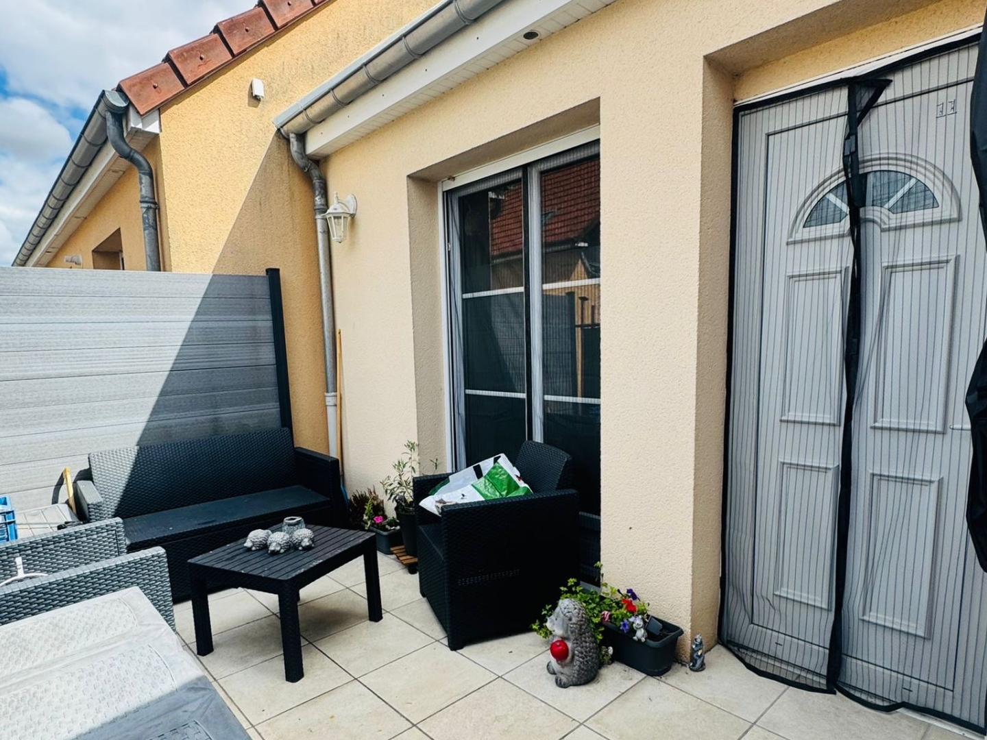 Opportunité rare Ensemble immobilier locatif avec maison p