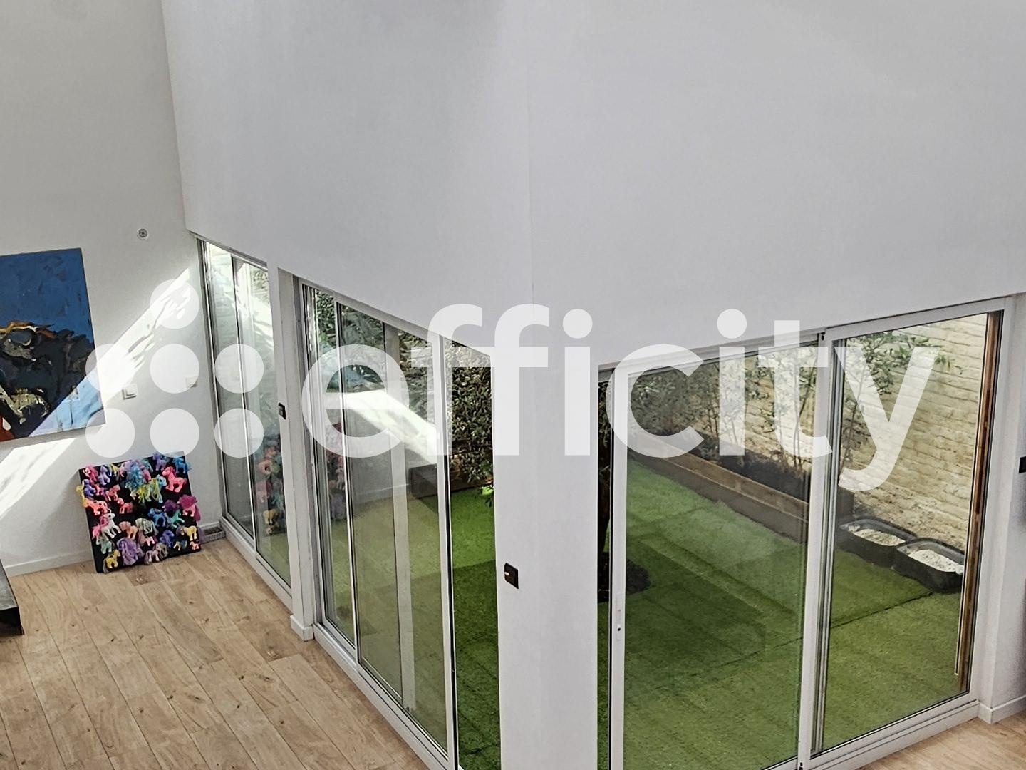 Appartement à vendre - 5 pièces - 135m2 - Roubaix (59100)