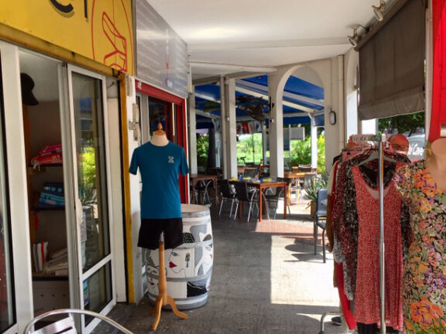 ORPI SAINT GILLES LES BAINS - FOND DE COMMERCE de 33 m²