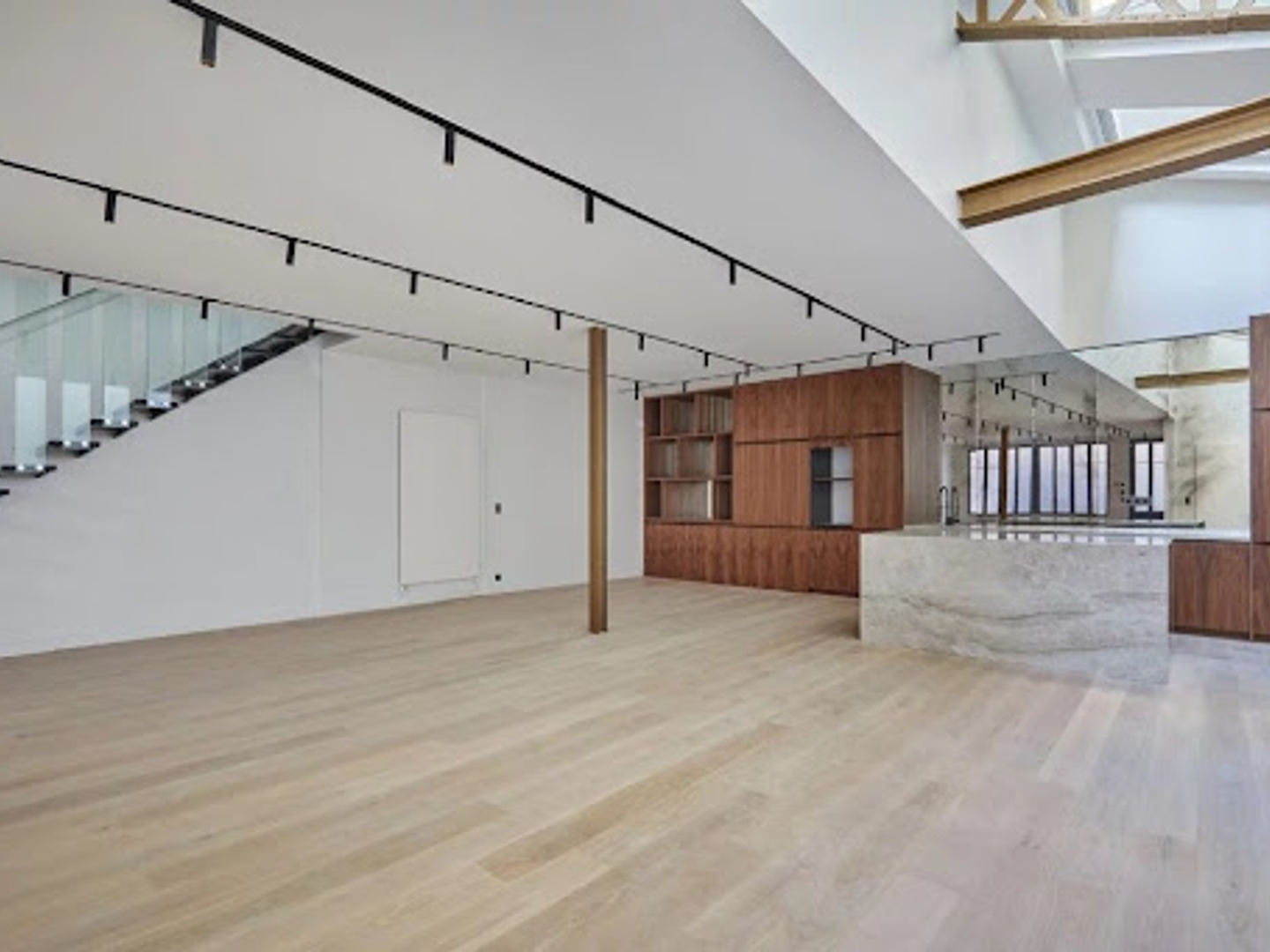 Appartement à vendre - 6 pièces - 210m2 - Paris 18e (75018)