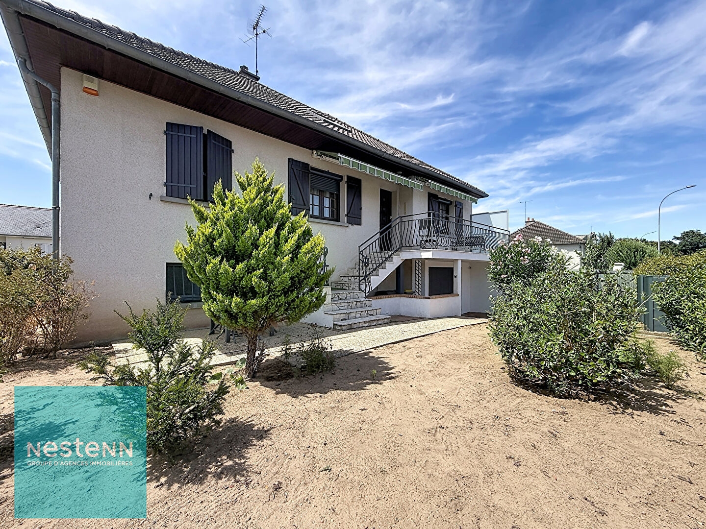 Maison à vendre - 4 pièces - 120m2 - La Ville-Aux-Dames (37700)