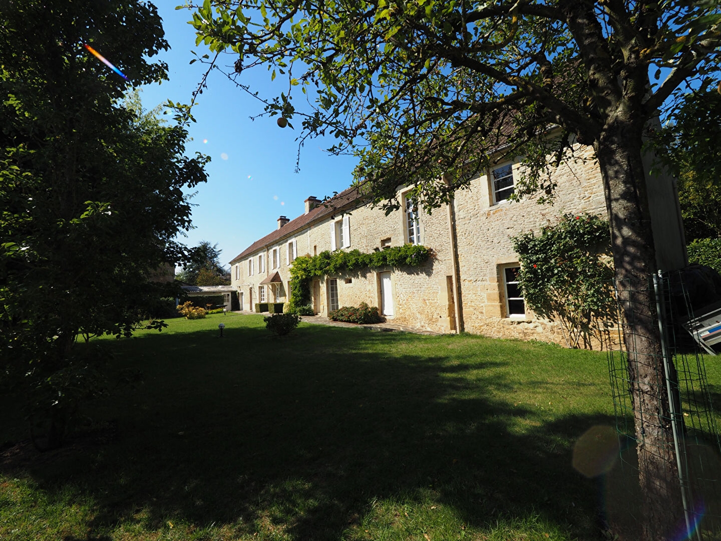Maison à vendre - 6 pièces - 197m2 - Hérouvillette (14850)