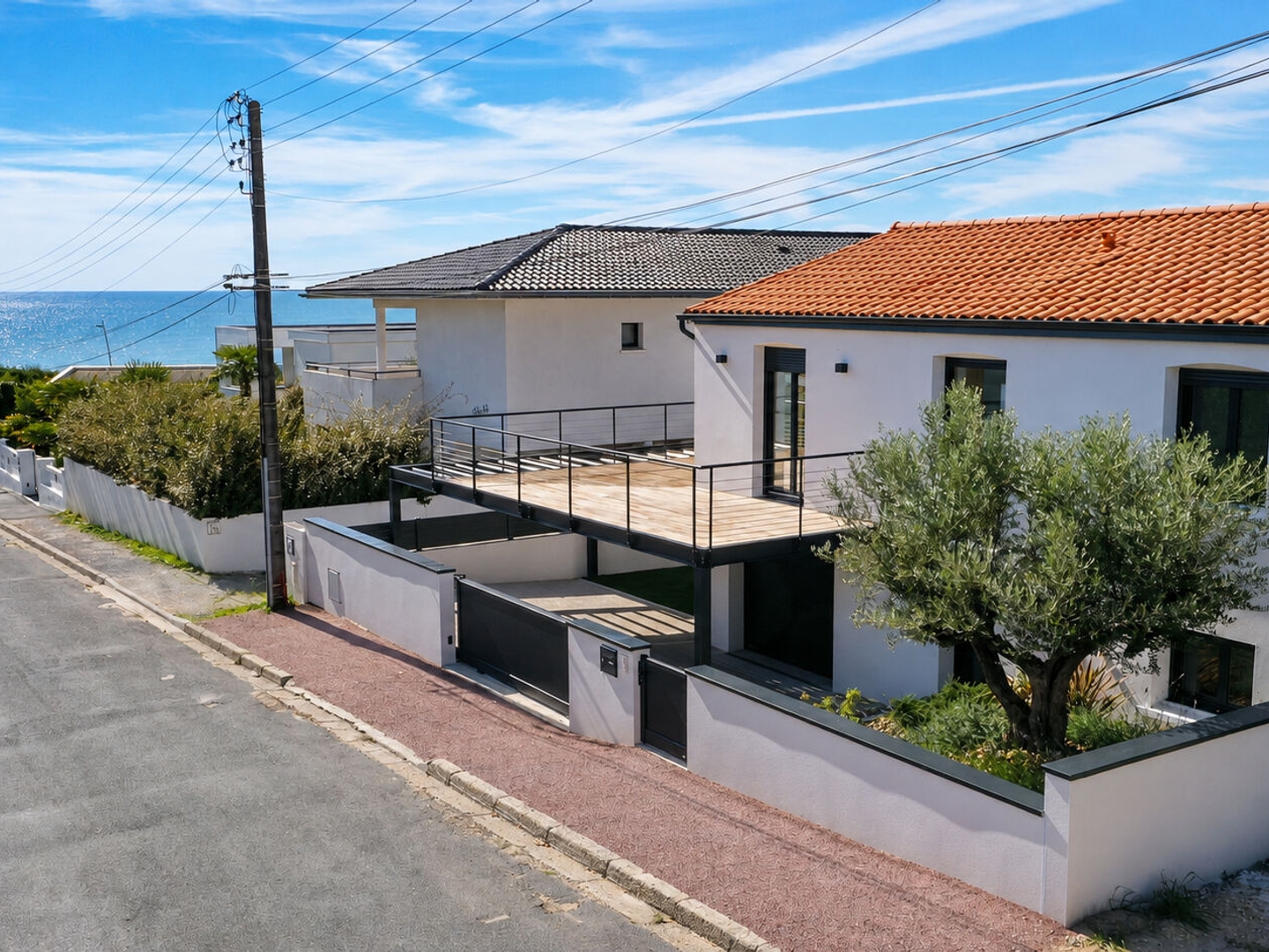 Maison à vendre - 5 pièces - 132m2 - Vaux-Sur-Mer (17640)
