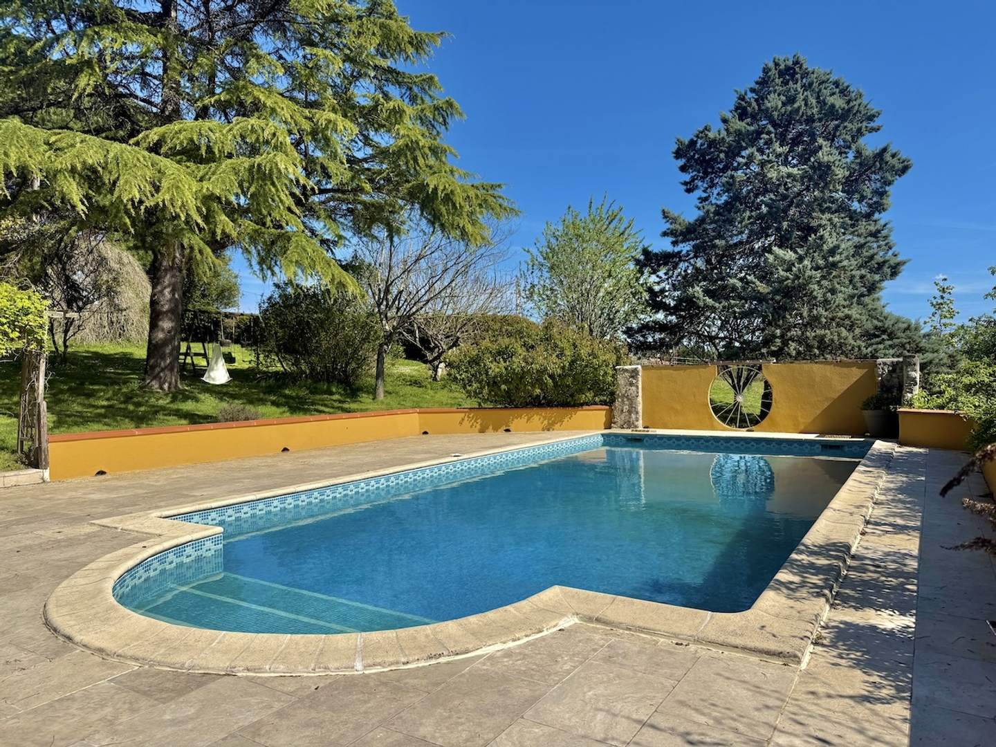 Maison à vendre - 290m2 - Castelsagrat (82400)