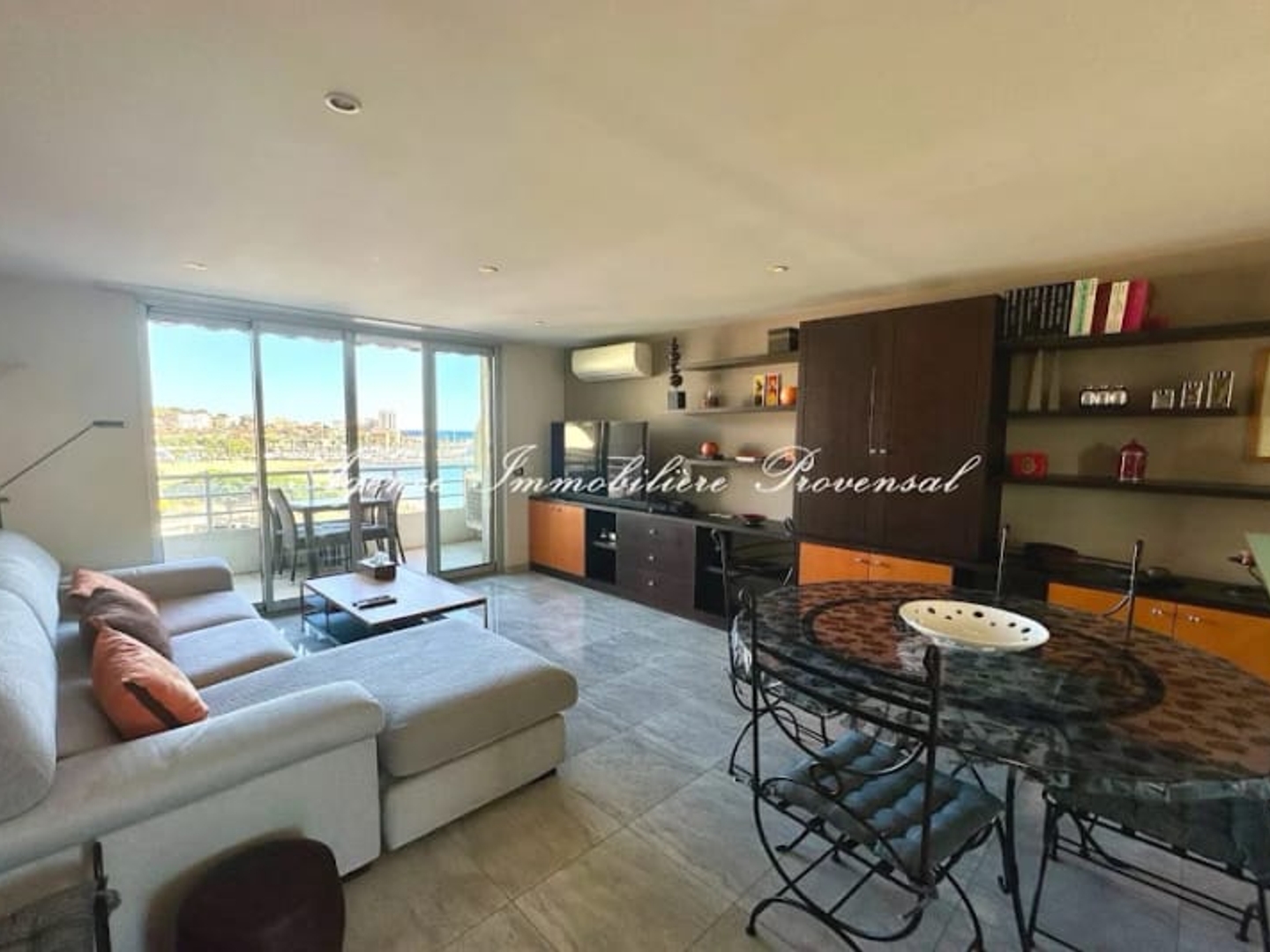 Appartement à vendre - 2 pièces - 58m2 - Sainte-Maxime (83120)