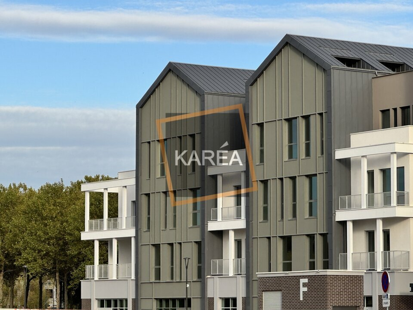 Locaux à vendre - 227m2 - Serris (77700)