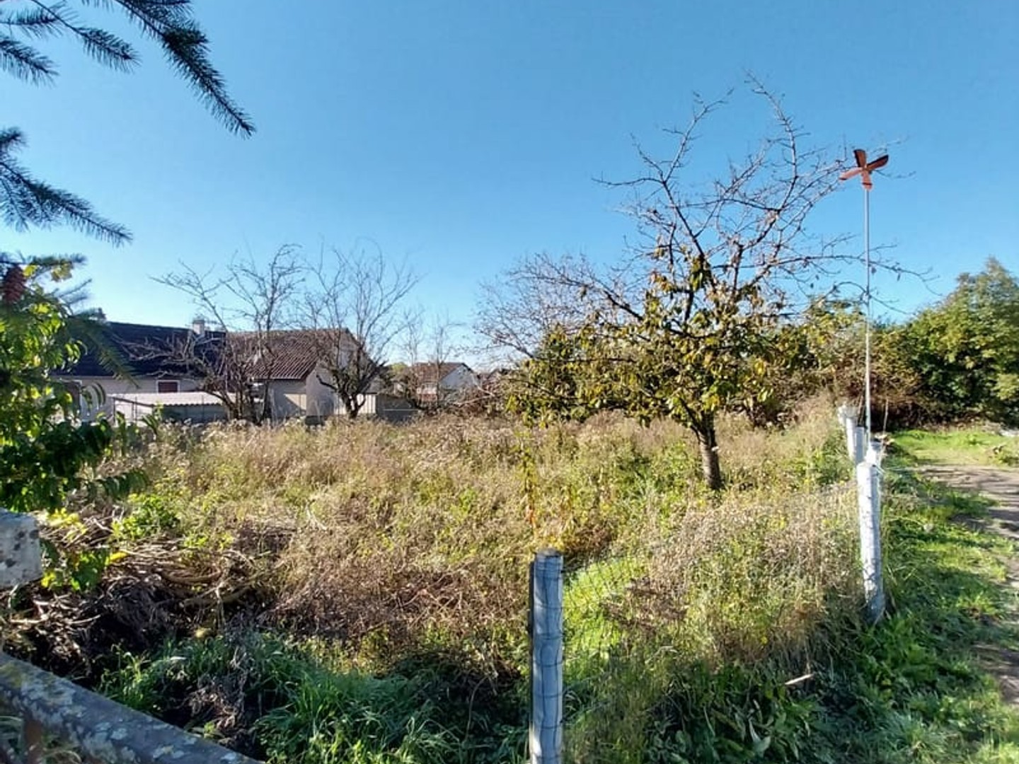 Louvigny, terrain à batir 350 m2 hors lotissement