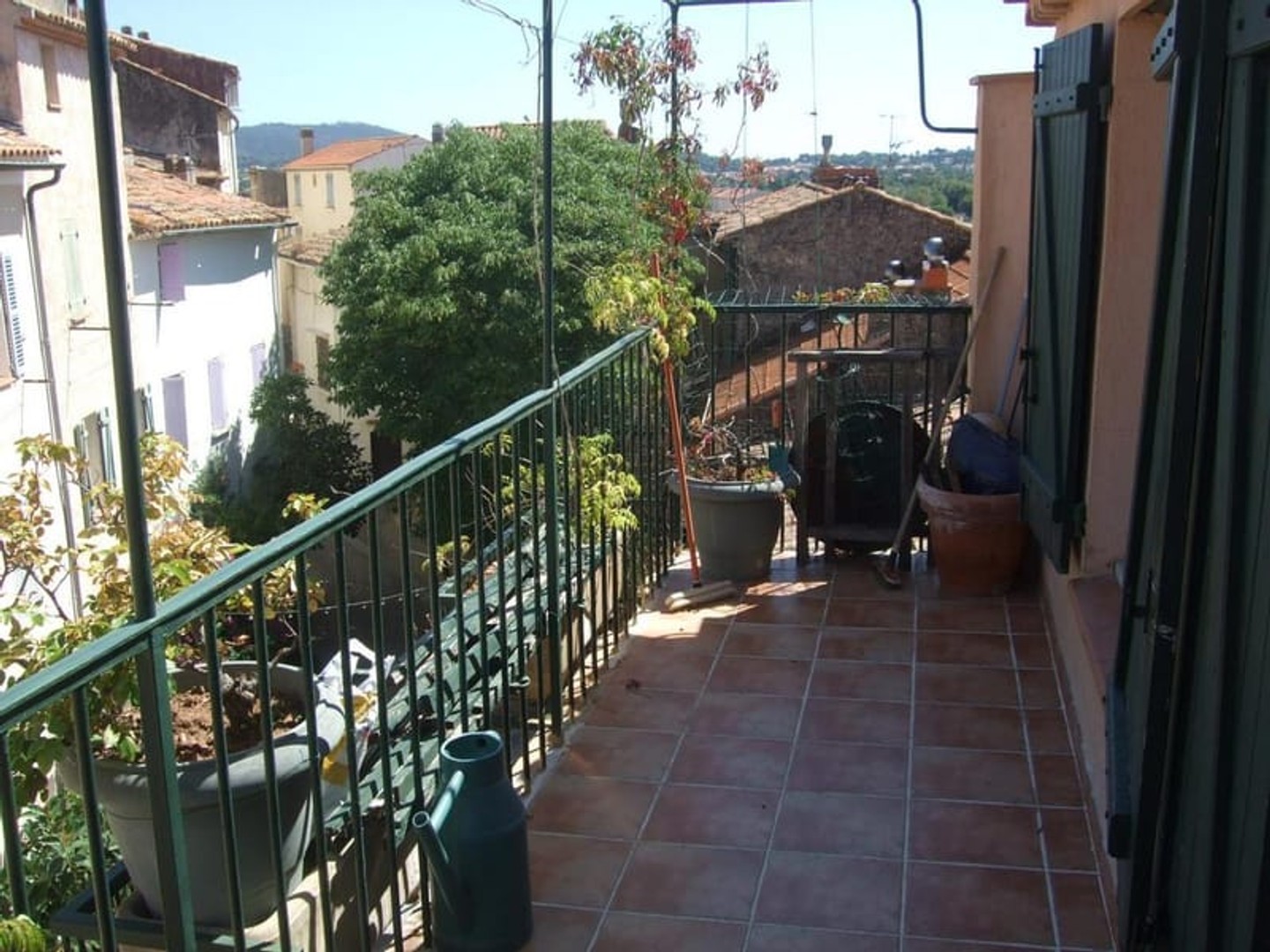 Maison de ville avec terrasse et studio indépendant