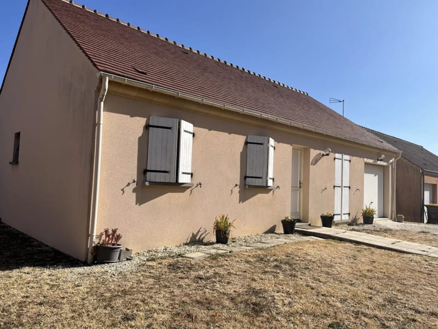 Maison de plain-pied à Saint-Maurice-sur-Fessard