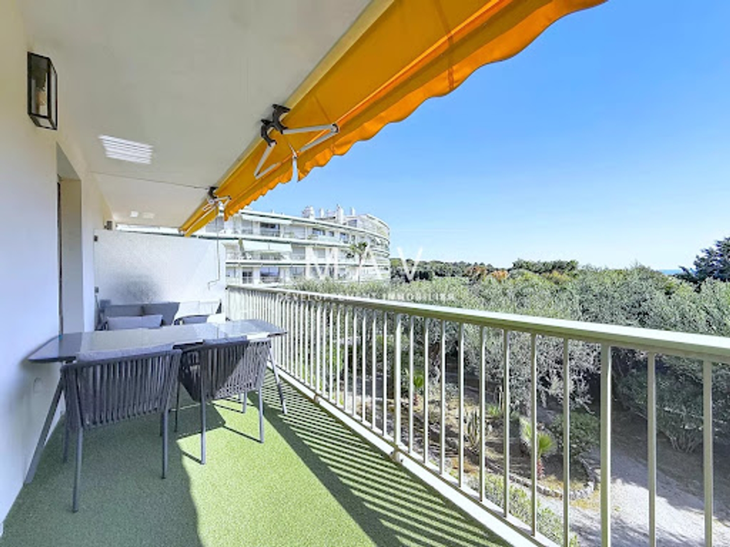 Appartement à vendre - 2 pièces - 39m2 - Roquebrune-Cap-Ma... (06190)
