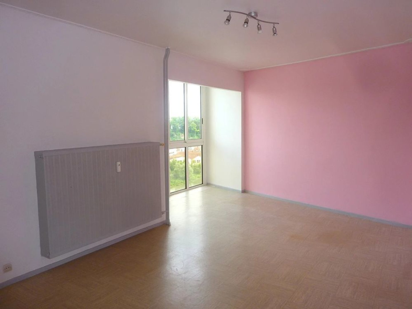 AUDINCOURT APPARTEMENT F4 AVEC CAVE ET BALCON