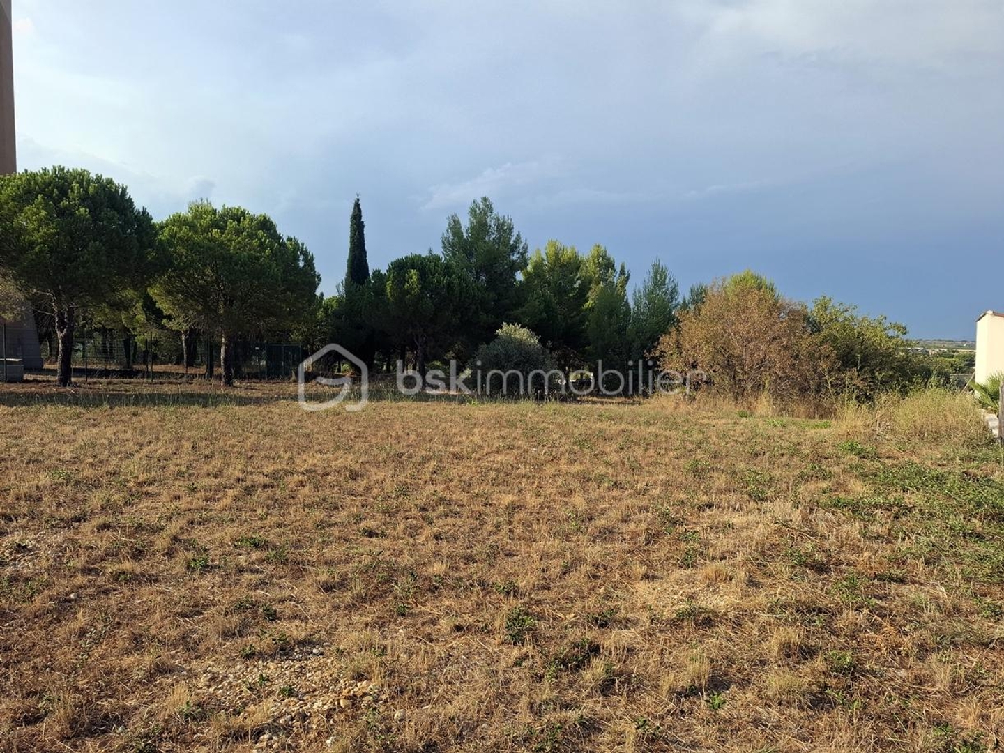 Terrain 1180 m²