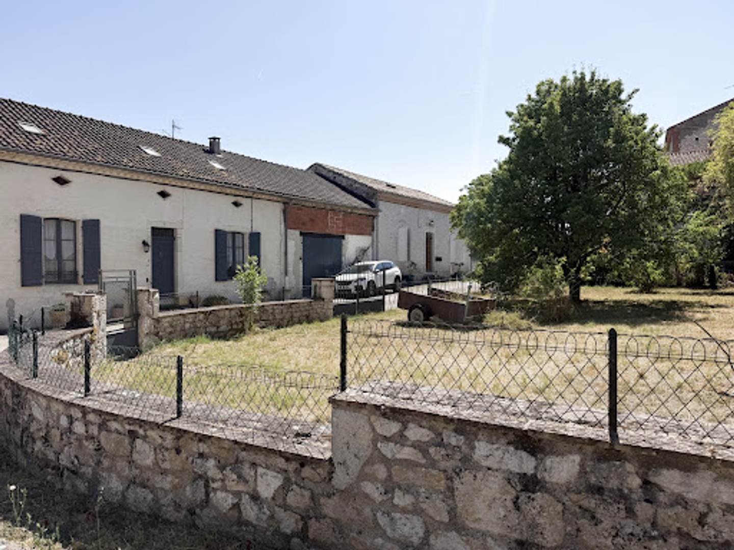 Maison à vendre - 12 pièces - 197m2 - Lauzerte (82110)