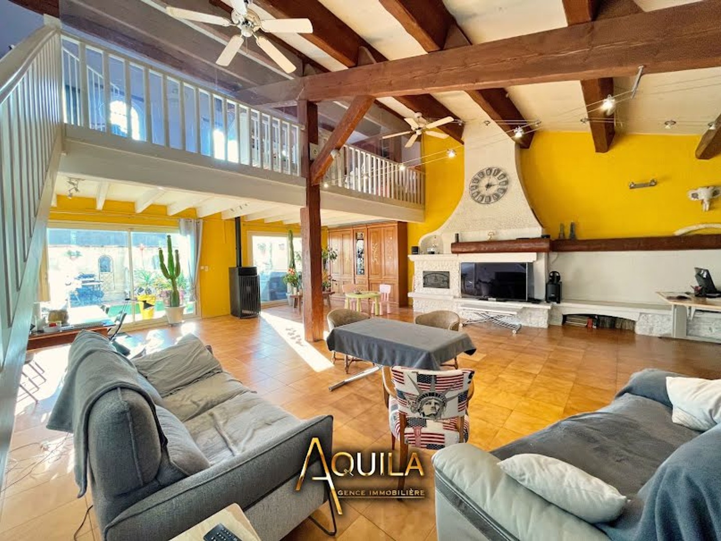 Maison 8 pièces 240 m²