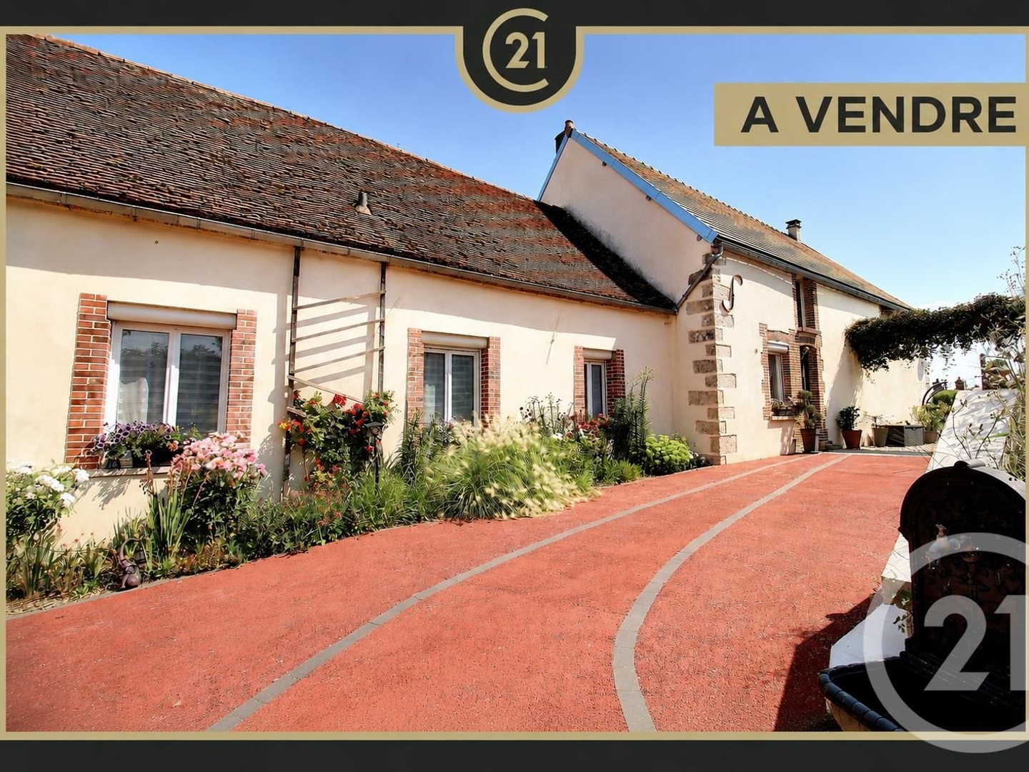 Maison 7 pièces 230 m²
