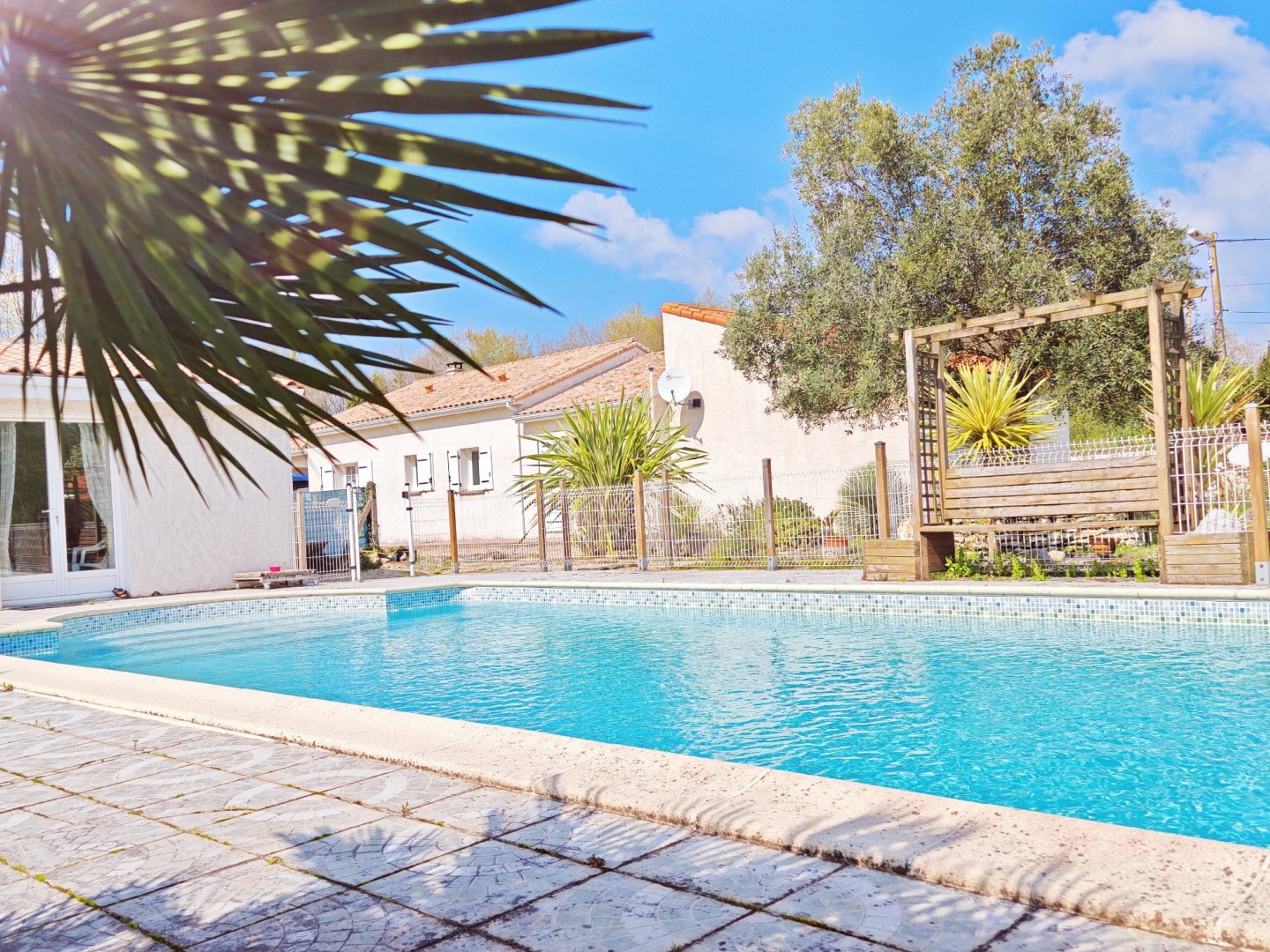 Maison de 140m2- 3 chambres- Piscine- Garage-