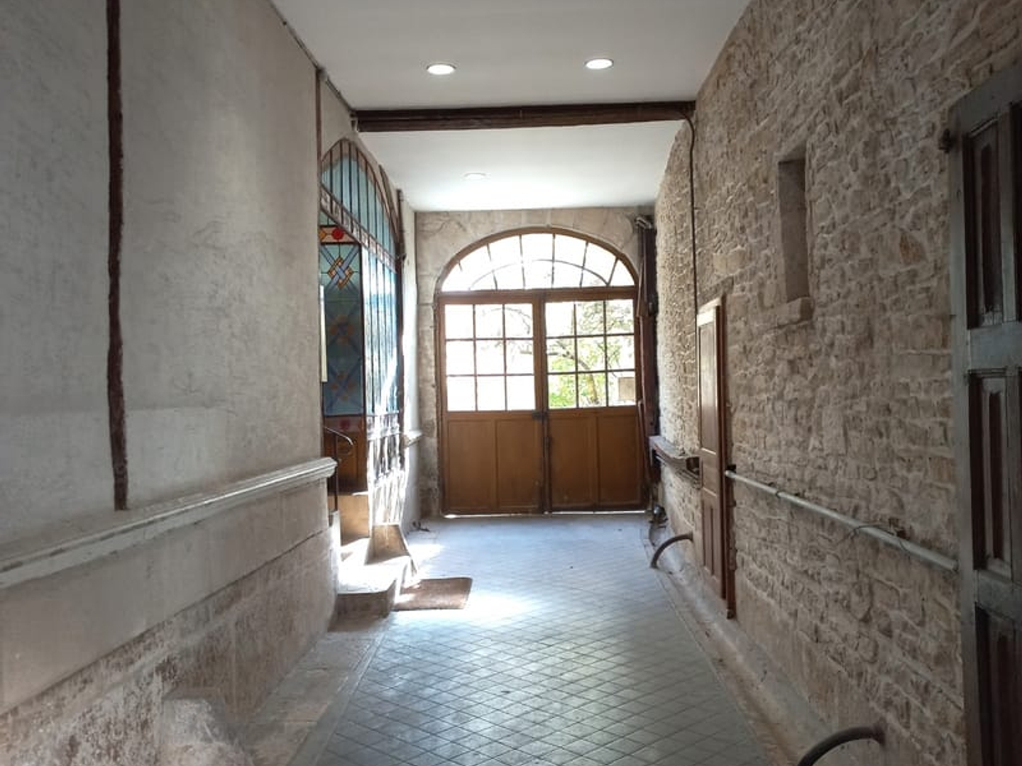 Immeuble à vendre - 238m2 - Beaune (21200)