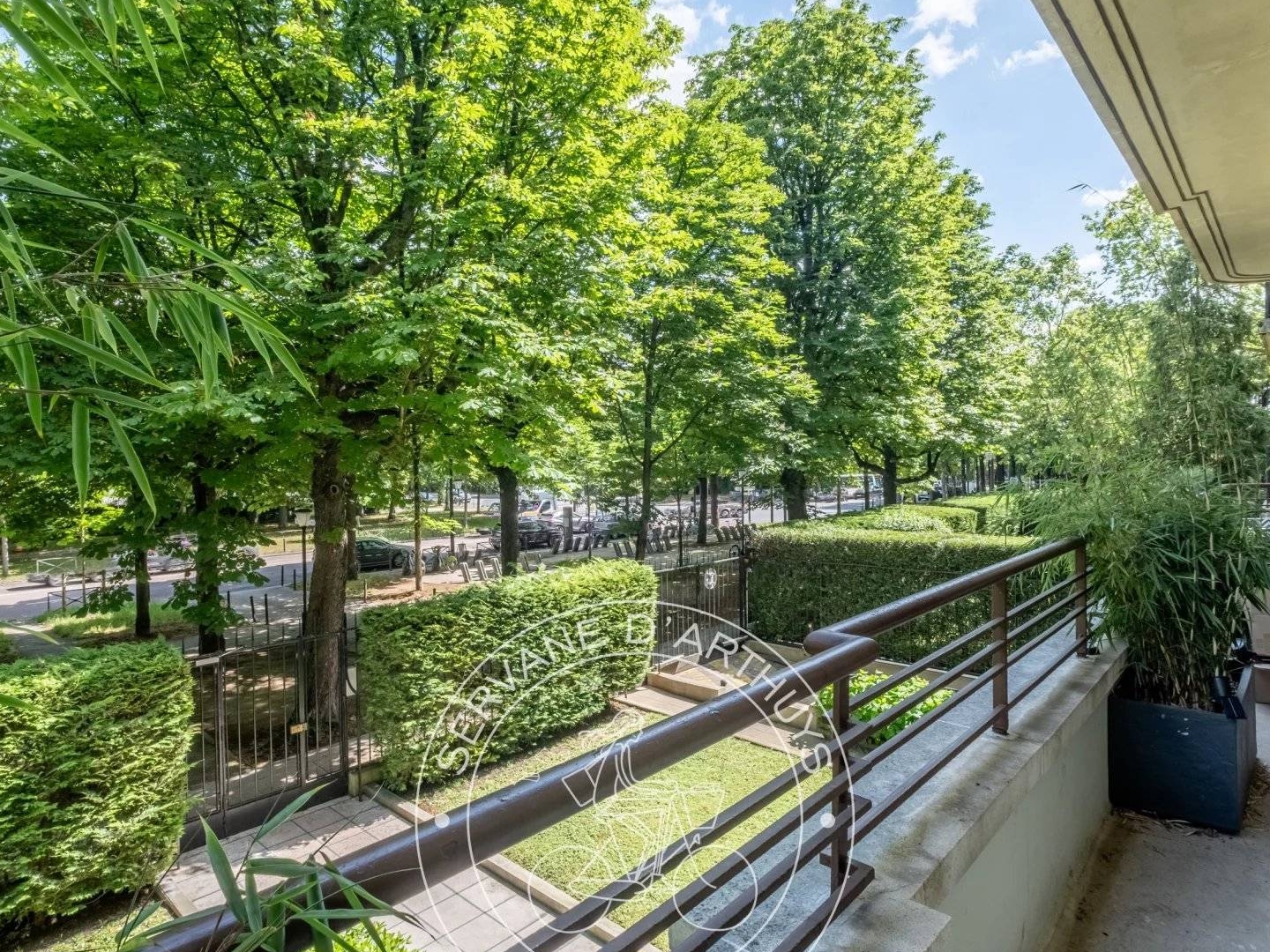 Appartement à vendre - 6 pièces - 214m2 - Paris 16e (75016)