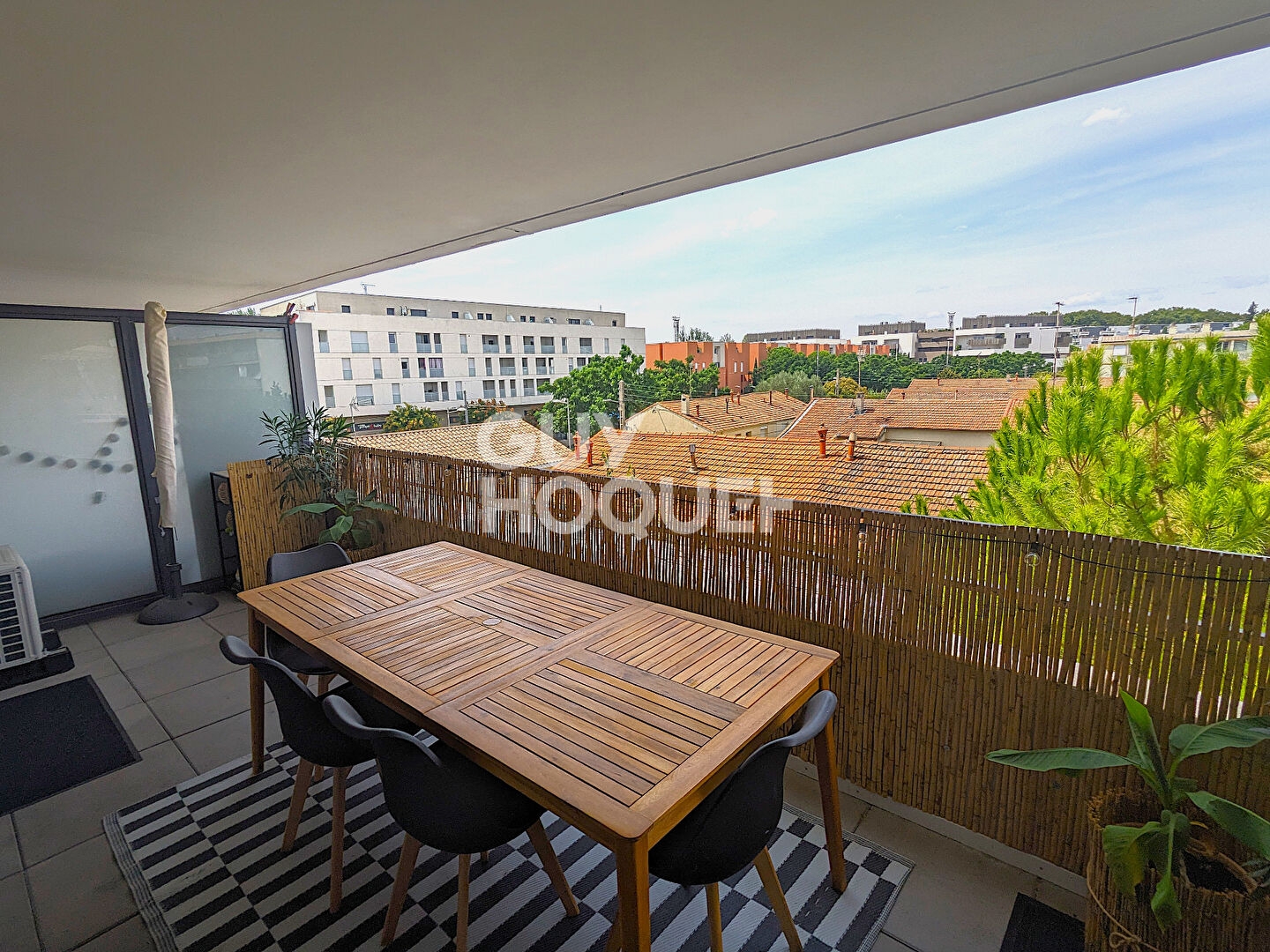 Appartement T3 Près d'Arènes 65 m2 + double terrasse + garage