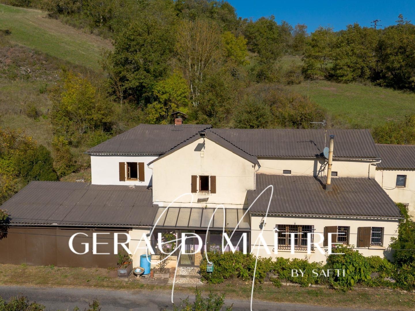 Maison à vendre - 7 pièces - 122m2 - Broquiès (12480)