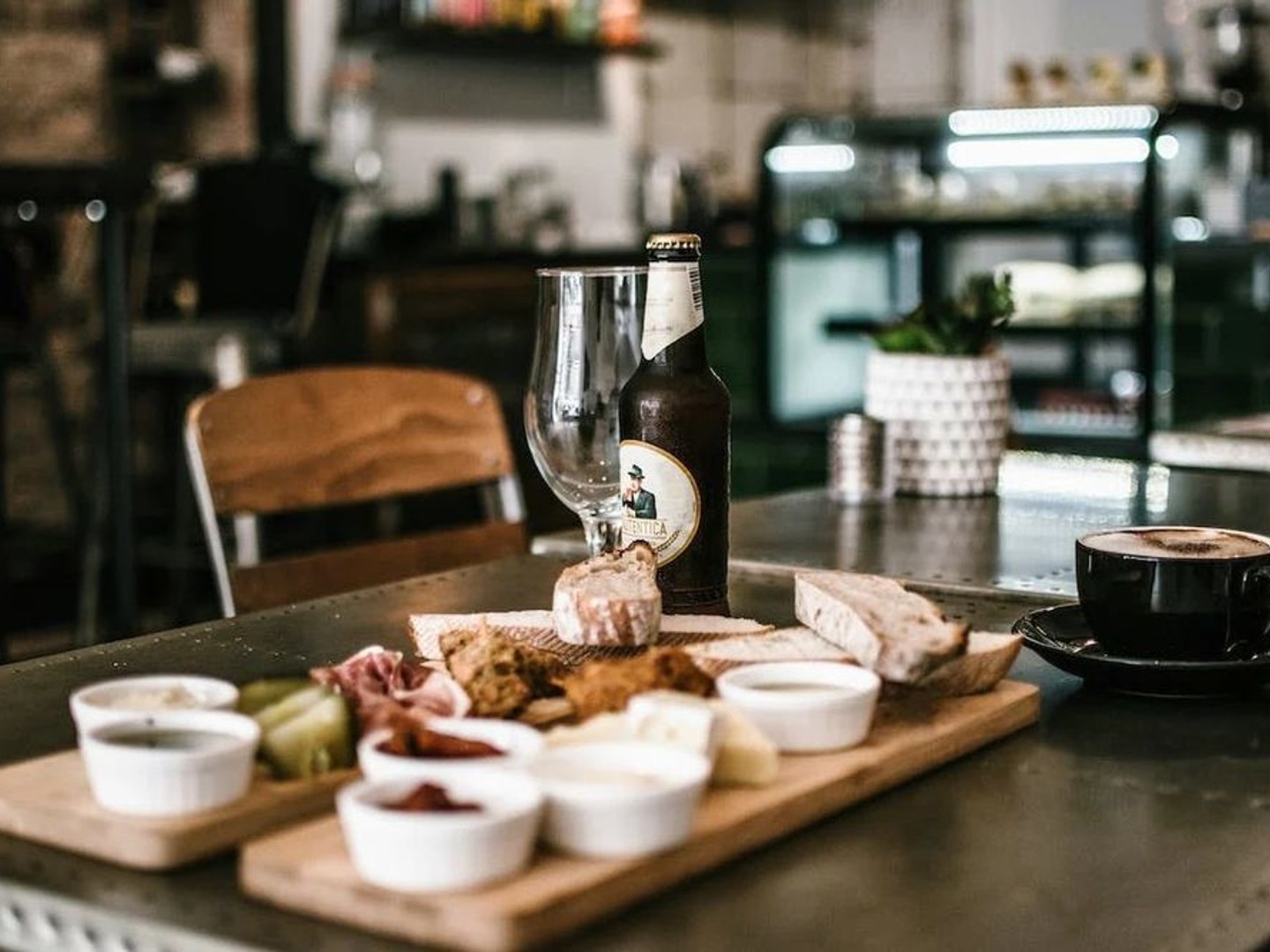 LYON 5 - RESTAURANT TRADITIONNEL