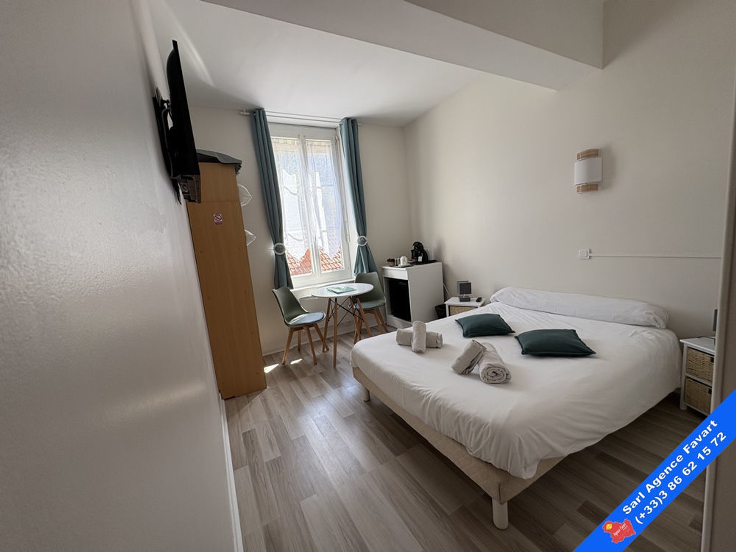 Appartement à vendre - 4 pièces - 77m2 - Laroche-Saint-Cyd... (89400)