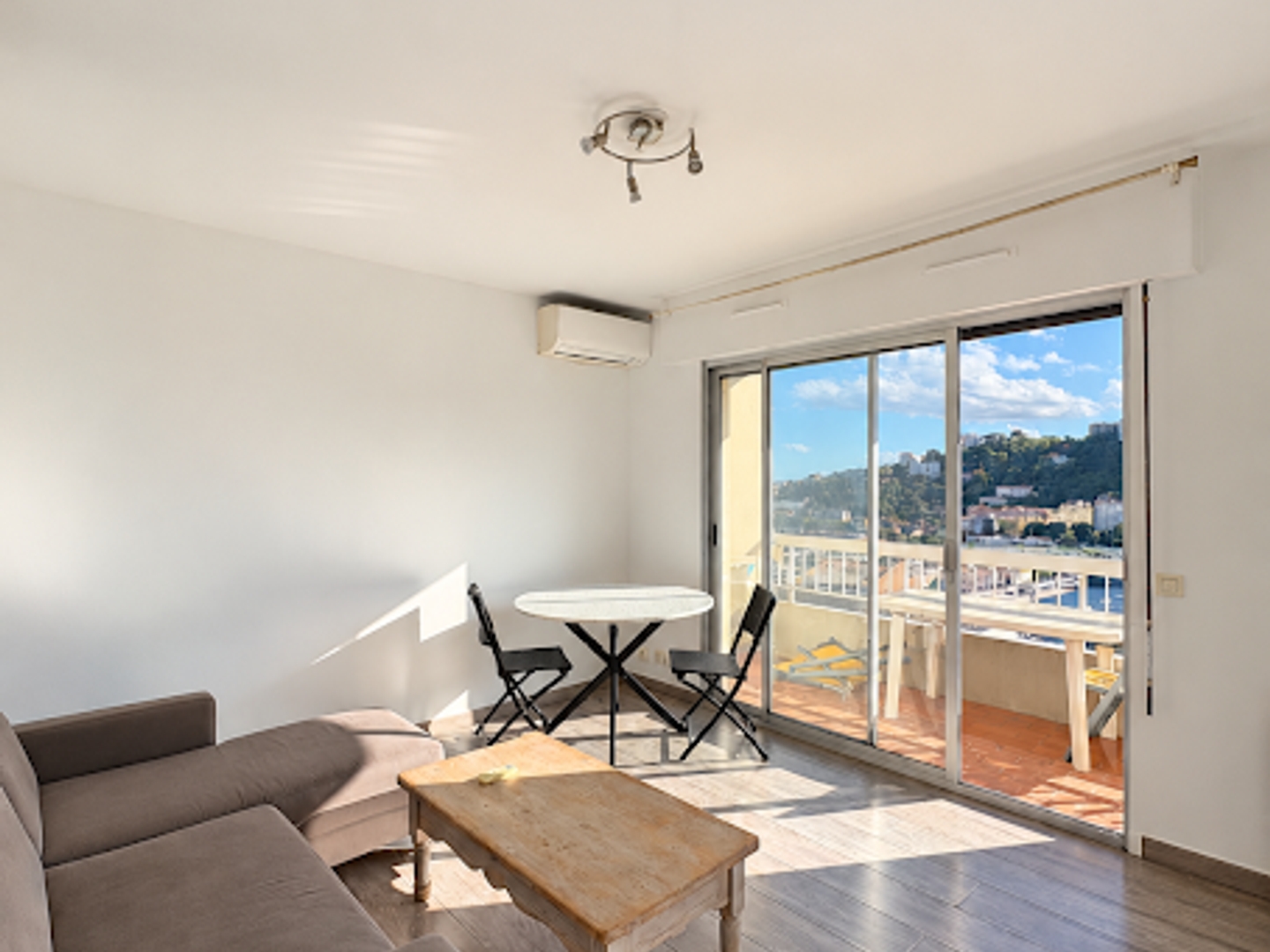 Appartement à vendre - 2 pièces - 30m2 - Ville-Di-Pietrabugno (20200)