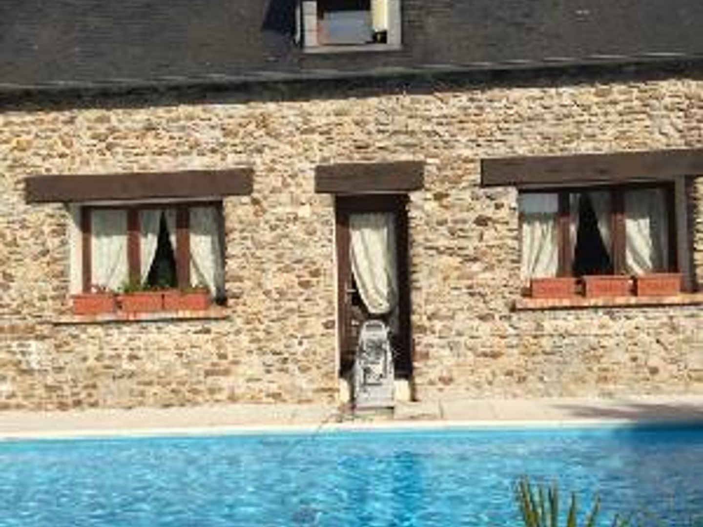 Maison 7 pièces 300 m²