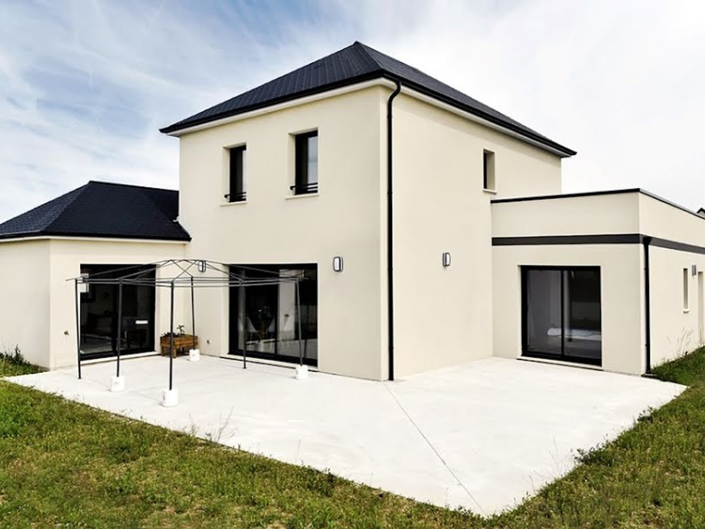 Terrain 777 m²