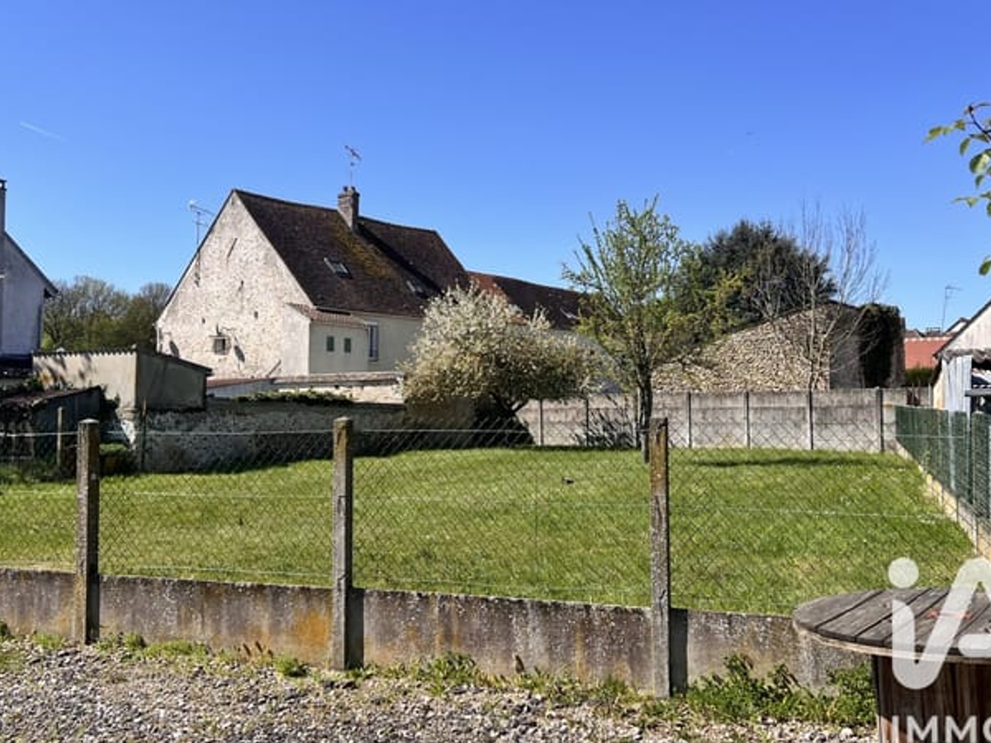 Terrain à vendre - 726m2 - Chailly-En-Brie (77120)