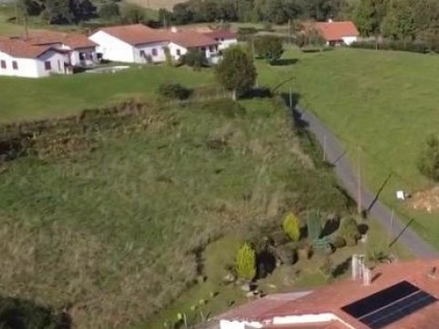 Terrain 1377 m²