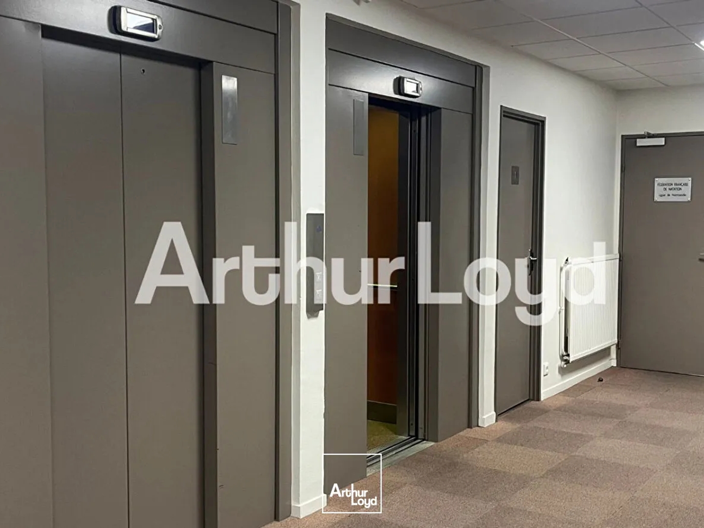 Bureaux à vendre - 342m2 - Caen (14000)
