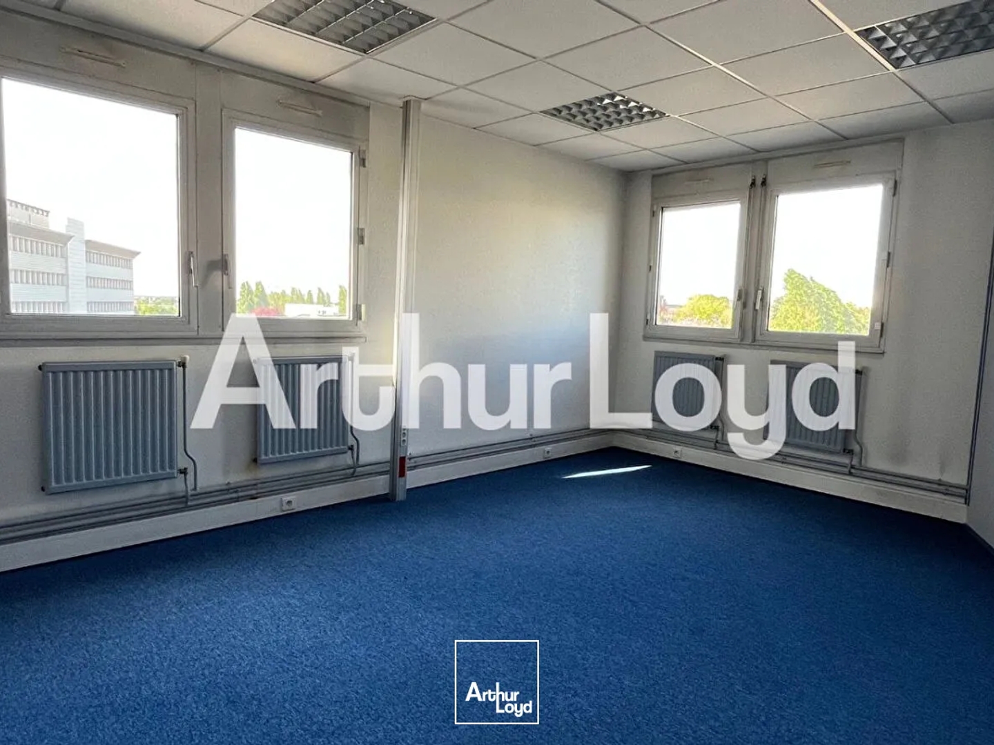 Bureaux à vendre - 342m2 - Caen (14000)