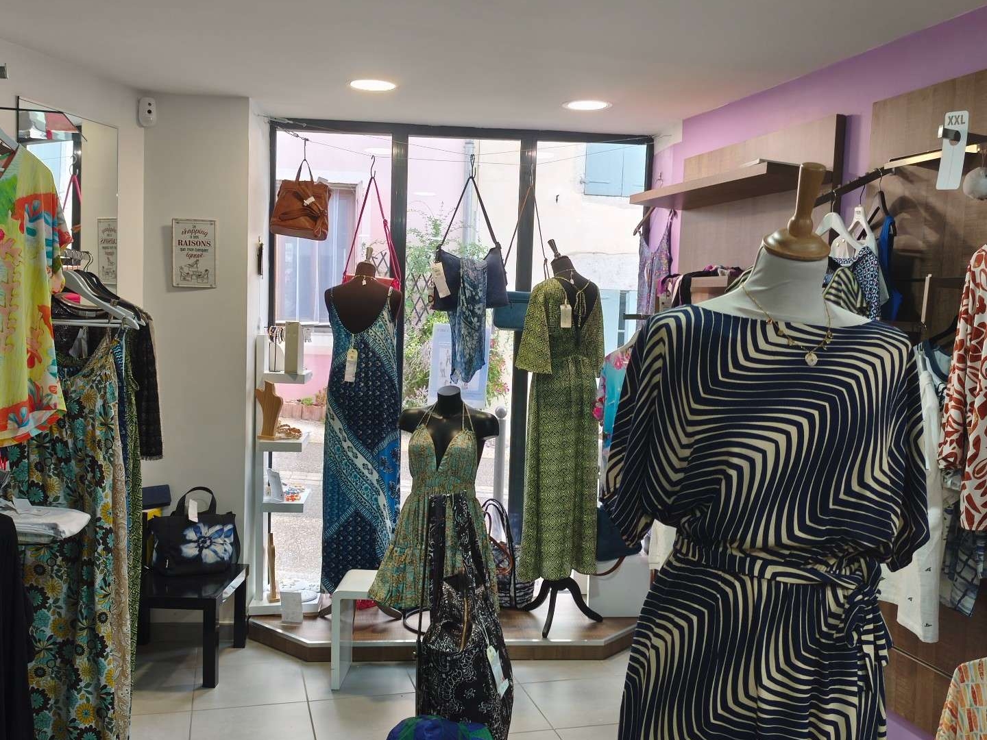 Boutique Prêt à Porter Accessoires Femme