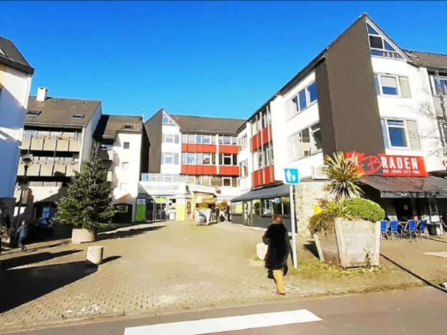 Local 100 m²